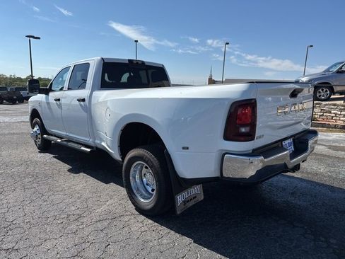 New 2026 RAM 3500 Tradesman image 3