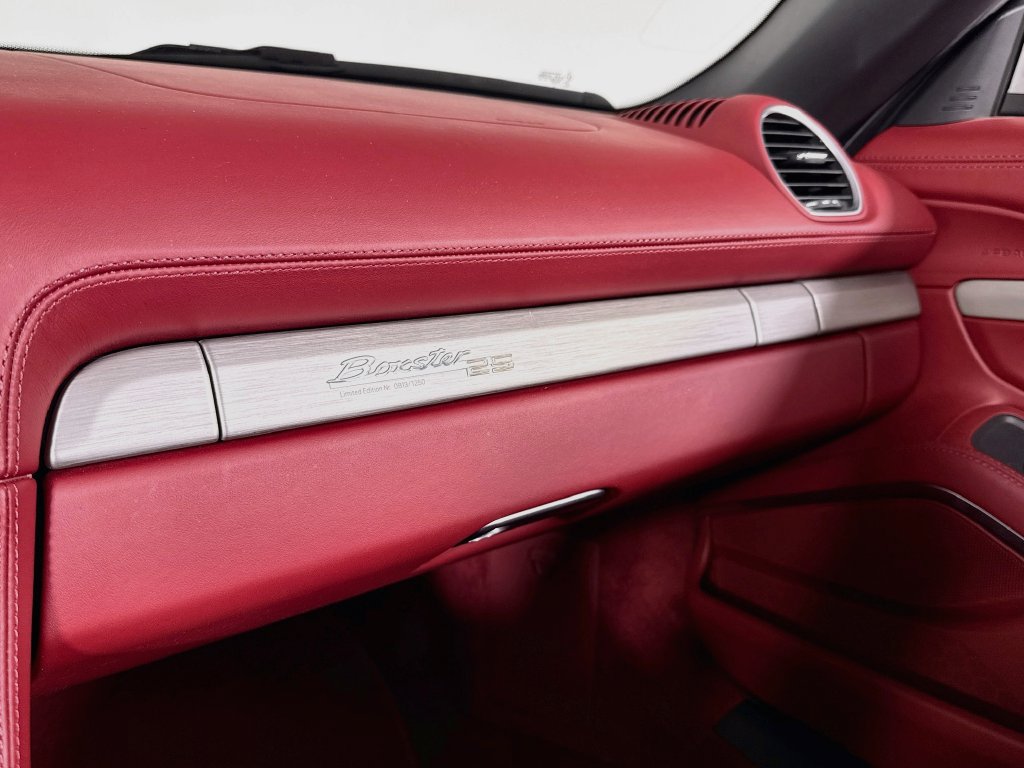Used 2022 Porsche 718 Boxster RWD image 22