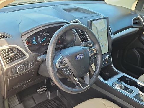 Used 2022 Ford Edge SEL w/ Convenience Package image 10