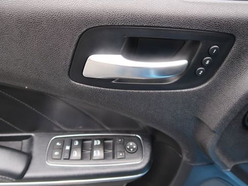 Used 2016 Dodge Charger R/T Scat Pack w/ Technology Group image 14