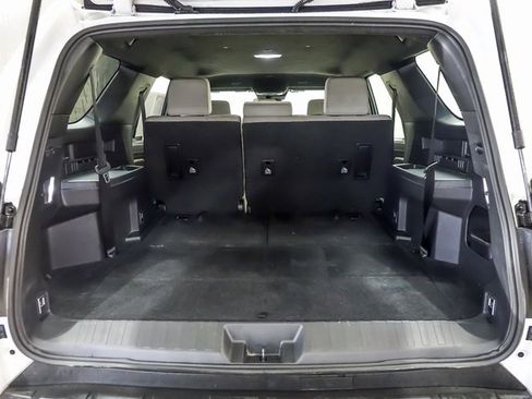 Certified 2025 Toyota 4Runner SR5 image 25