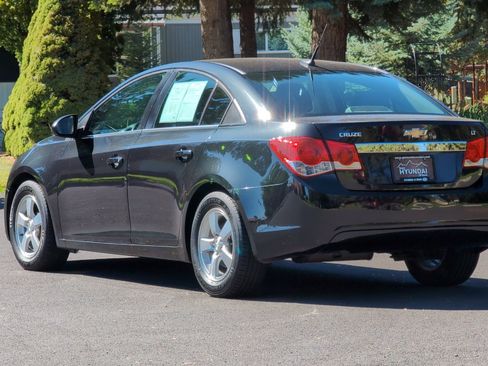 Used 2014 Chevrolet Cruze LT image 6