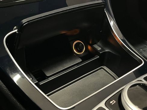 Used 2018 Mercedes-Benz C 300 Sedan image 12