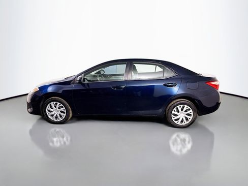 Used 2017 Toyota Corolla LE image 6