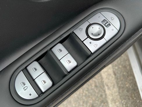 New 2024 Hyundai Ioniq 5 Limited image 15