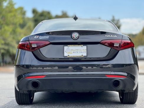 Used 2022 Alfa Romeo Giulia Sprint image 8