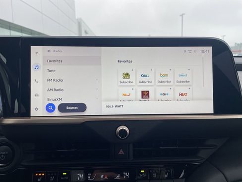 Used 2025 Toyota Crown Platinum image 37