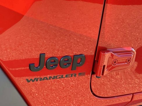 Certified 2025 Jeep Wrangler Sport S image 22