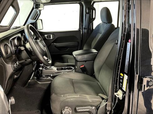 Used 2023 Jeep Wrangler Sport image 31