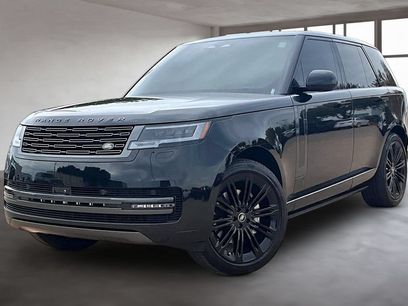 Used 2025 Land Rover Range Rover SE