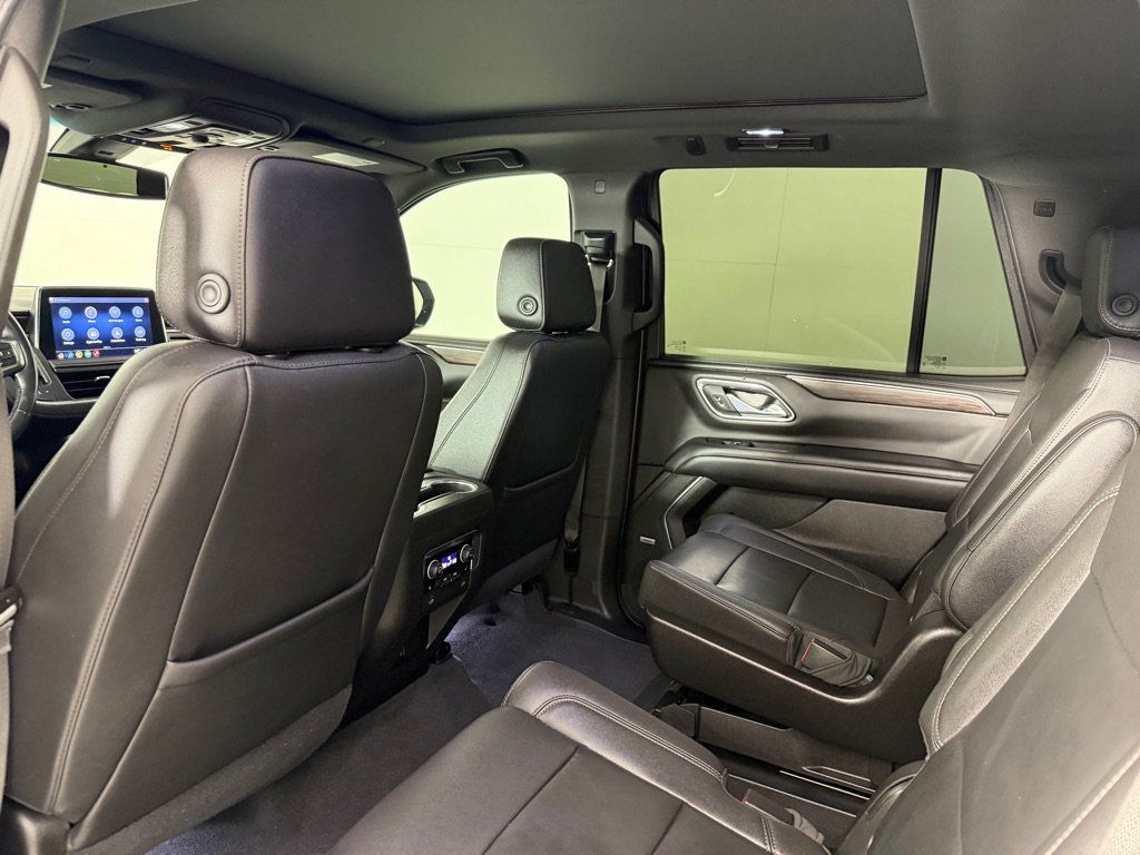 Used 2021 Chevrolet Tahoe Z71 w/ Z71 Off-Road Package AWD/4WD image 22