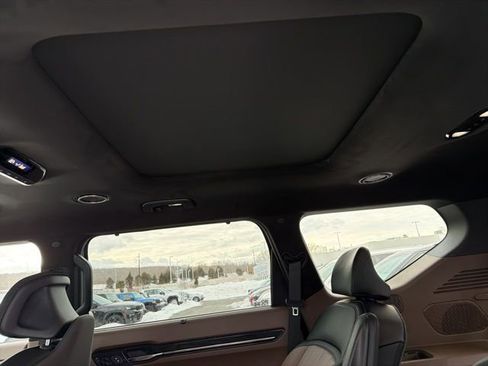 New 2026 Kia EV9 GT-Line image 8