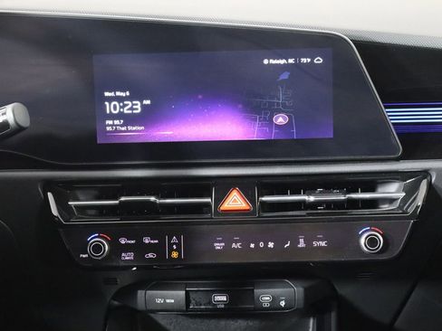 Used 2023 Kia Niro Wind w/ Wind Preserve Package FWD image 25