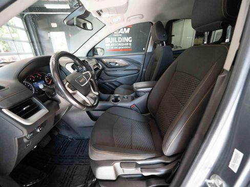 Used 2021 GMC Terrain SLE w/ Elevation Edition FWD image 9