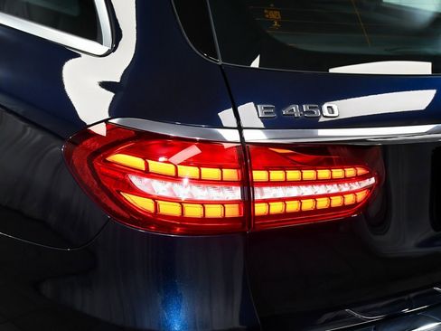Used 2022 Mercedes-Benz E 450 4MATIC All-Terrain Wagon image 79