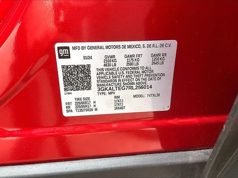 Used 2024 GMC Terrain SLE w/ Driver Convenience Package image 36