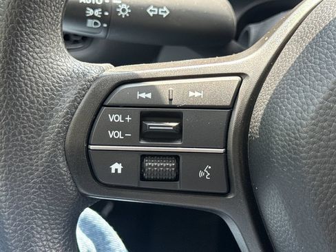 Certified 2026 Honda HR-V LX image 30