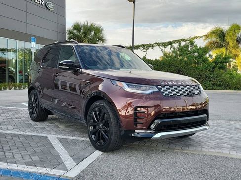 New 2026 Land Rover Discovery Limited Edition AWD/4WD image 7