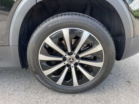 Used 2022 Mercedes-Benz GLB 250 image 11