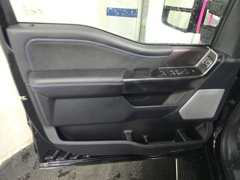 Used 2026 Ford F250 Platinum image 8