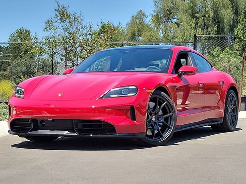New 2025 Porsche Taycan GTS AWD/4WD image 9