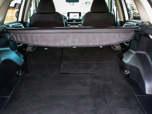 Used 2024 Toyota RAV4 LE image 41