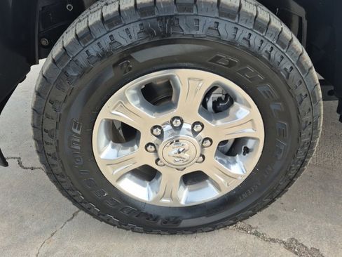 Used 2024 RAM 2500 Big Horn image 9