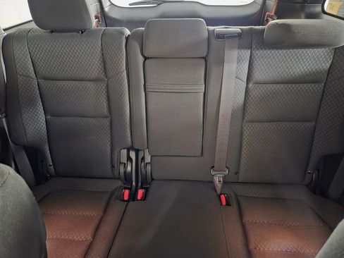 Certified 2022 Jeep Grand Cherokee Laredo E image 24