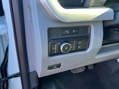 New 2024 Ford F350 XLT w/ FX4 Off-Road Package image 11