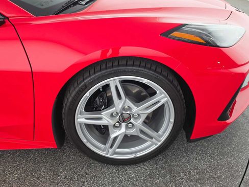 Used 2024 Chevrolet Corvette Stingray Coupe w/ 1LT RWD image 9