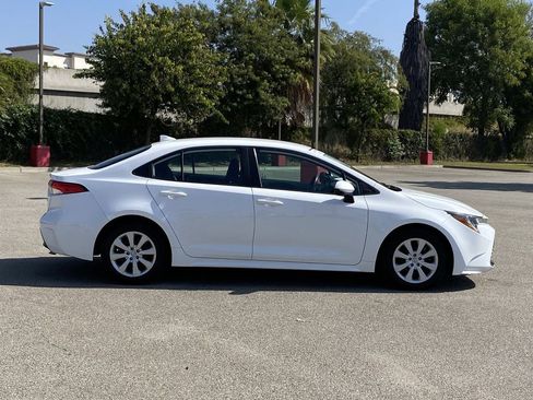 Certified 2024 Toyota Corolla LE image 43