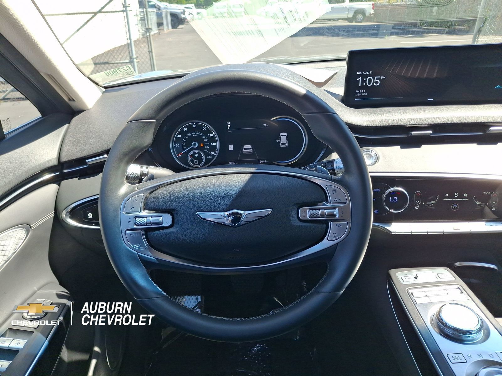 Used 2025 Genesis GV70 2.5T AWD/4WD image 10