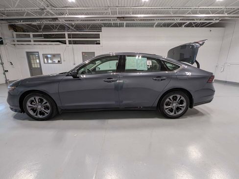 Used 2024 Honda Accord EX-L image 12