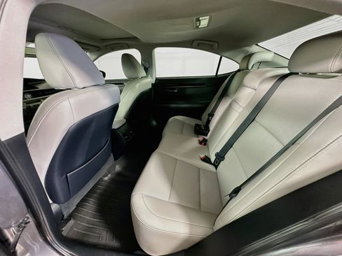 Used 2016 Lexus ES 350 FWD image 26