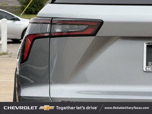 Used 2026 Chevrolet Equinox ACTIV w/ LPO, Floor Liner Package FWD image 9