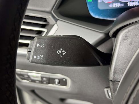 Used 2023 BMW X6 xDrive40i w/ Executive Package image 21