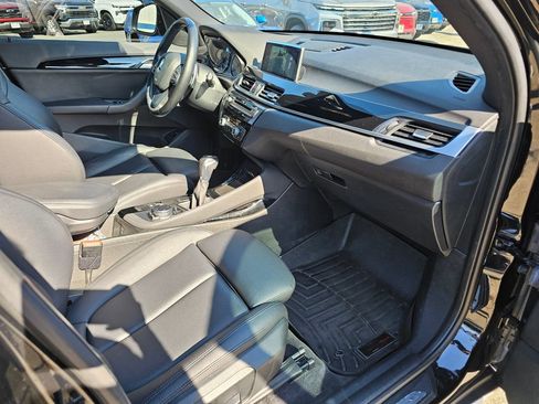 Used 2016 BMW X1 xDrive28i AWD/4WD image 12