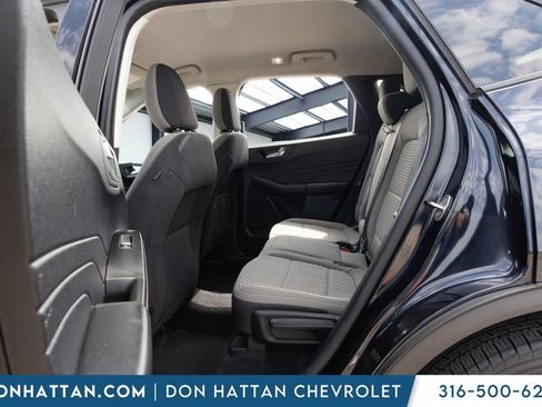 Used 2021 Ford Escape SE w/ SE Sport Appearance Package FWD image 17