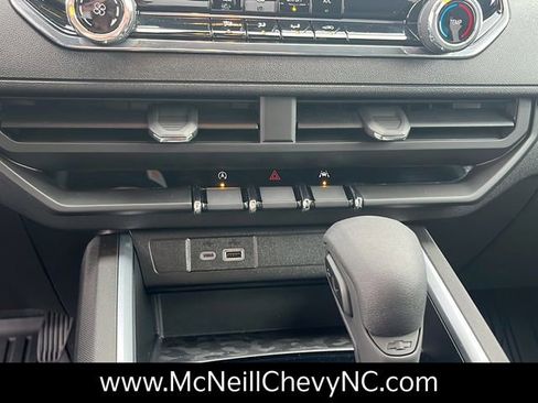 Used 2024 Chevrolet Colorado Trail Boss w/ Advanced Trailering Package image 20