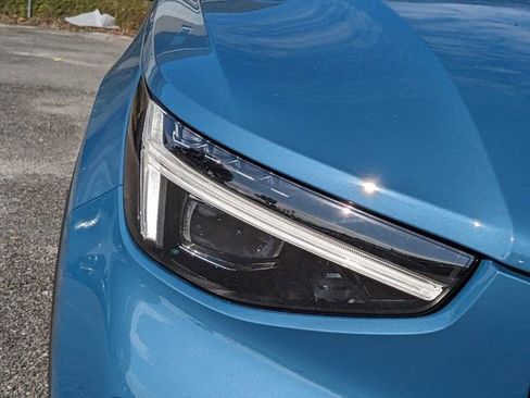 New 2025 Volvo XC40 B5 Plus w/ Protection Package Premier AWD/4WD image 11