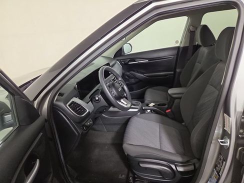 Certified 2026 Kia Seltos LX AWD/4WD image 11