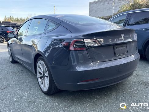 Used 2021 Tesla Model 3 Standard Range Plus image 3