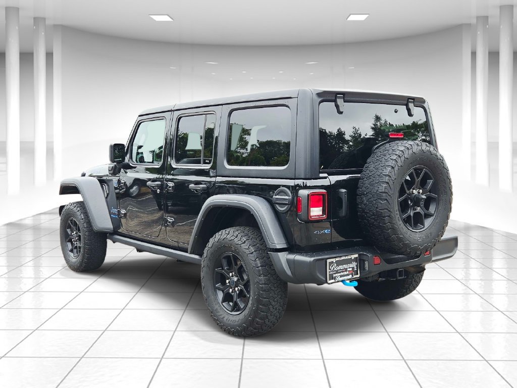 Used 2024 Jeep Wrangler Unlimited AWD/4WD image 5