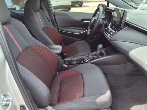 Used 2025 Toyota Corolla SE FWD image 13