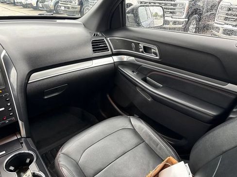 Used 2018 Ford Explorer Sport w/ Equipment Group 401A AWD/4WD image 21