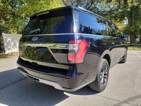Used 2020 Ford Expedition Max Limited image 11