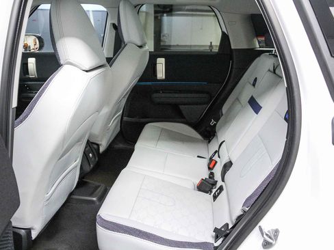 New 2026 MINI Cooper Countryman S w/ Comfort Package Max image 17