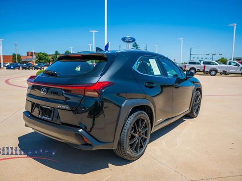 Used 2019 Lexus UX 250h w/ Premium Package AWD/4WD image 7