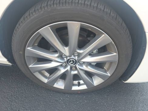 Used 2025 MAZDA MAZDA3 s FWD image 11