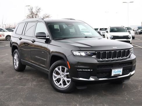Used 2022 Jeep Grand Cherokee L Limited image 2
